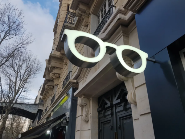 ENSEIGNE LUMINEUSE LED DOUBLE FACES “LUNETTES” EXTERNE PRÊT À INSTALLER AVEC ANIMATION ET TÉLÉCOMMANDE 110X40cm