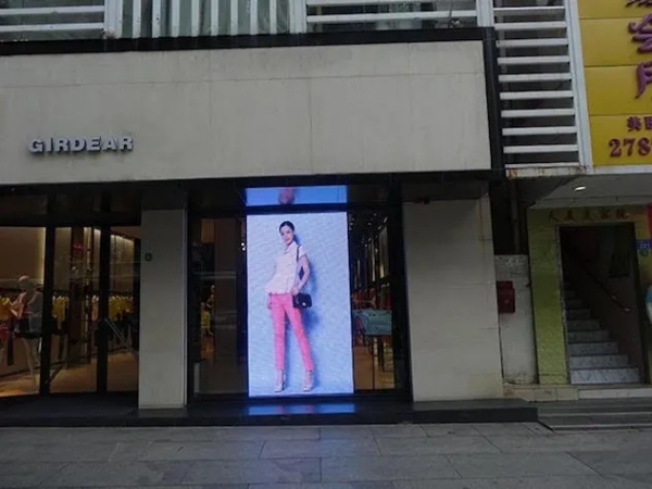 LED Écran interne P4 publicitaire programmable très haute luminosité visible en plein soleil pour vitrine ou Extérieure 100×100 cm